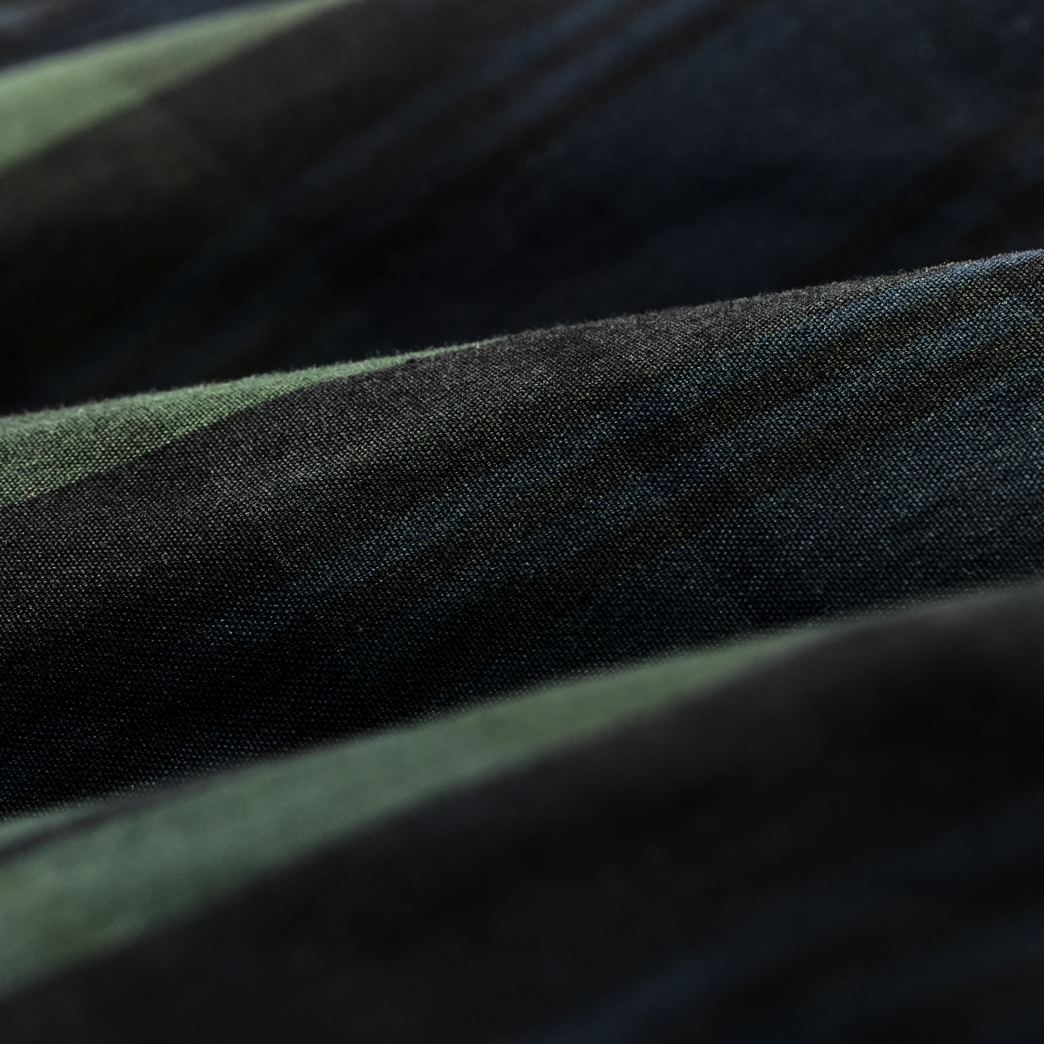 Women's Dry Waxed Long Cruiser - Black / Green Plaid - Image 9